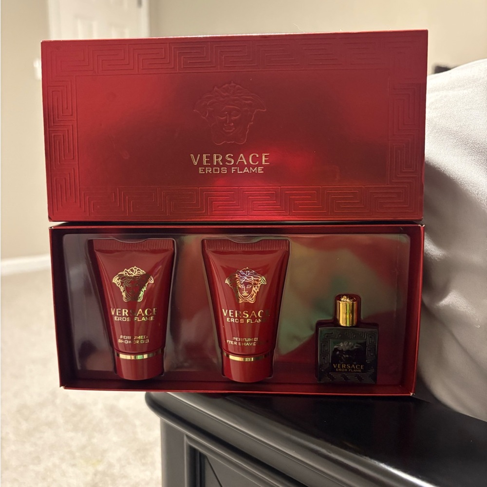 NEW Versace Eros Travel set